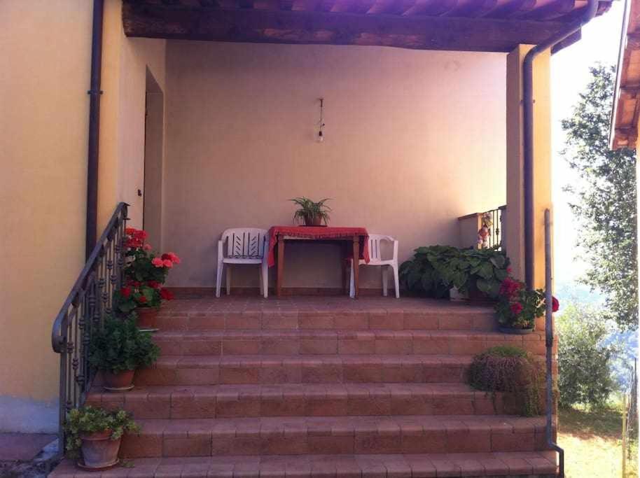 Ospitaci Appartamenti Di Campagna Le Rancole Valtopina Exterior foto