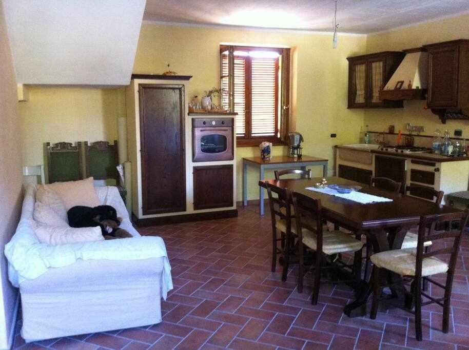 Ospitaci Appartamenti Di Campagna Le Rancole Valtopina Exterior foto